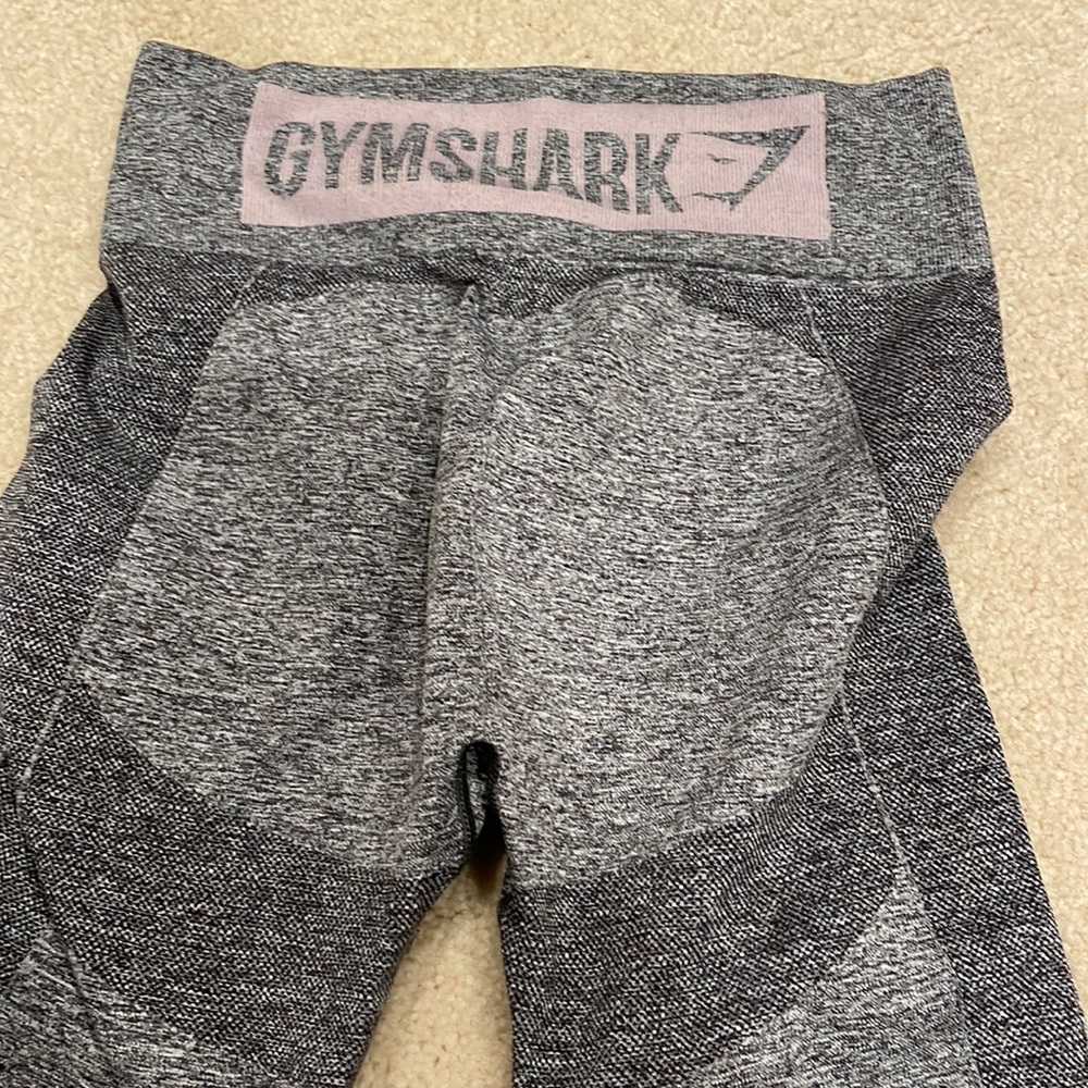 gymshark leggings 🤍